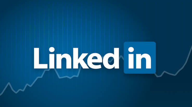 LinkedIn vs la basura de inteligencia artificial: cómo la plataforma lucha contra el contenido generado por IA