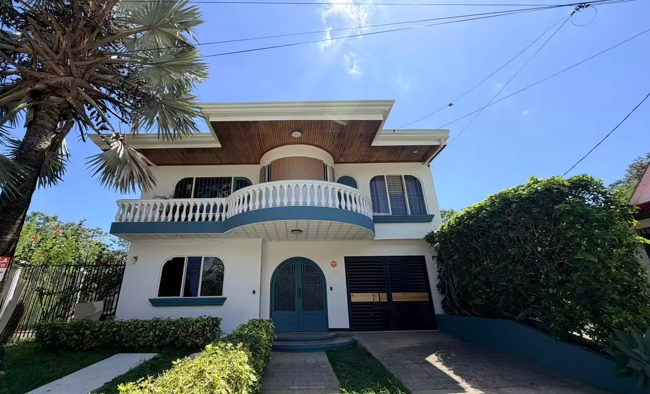 Casa de lujo en San Antonio de Belén