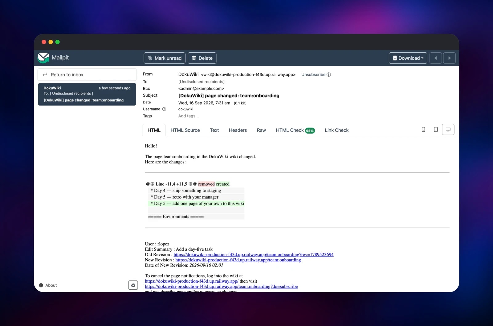 Mailpit showing a DokuWiki page-change notification diff
