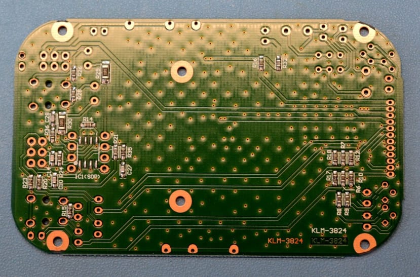 3_PCB-back_4fe60bfb09a9876b5c44ac823822a62d46bb2b46.jpg