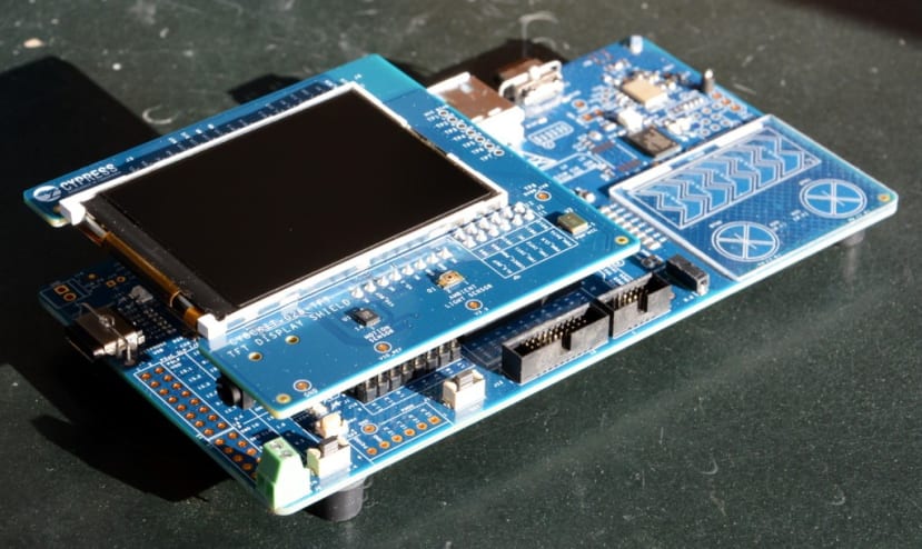 ArduinoShield_b57429cde57528de7a51135ce12ca69d30e43e40.jpg
