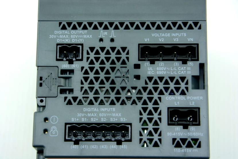 3P+N voltage inputs