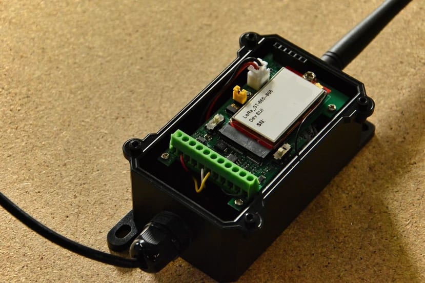 electronics enclosed in IP66 enclosure