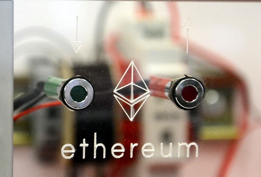 EthereumLEDs_9159993cfb2837f15548860a755a2d558bb802fa.jpg