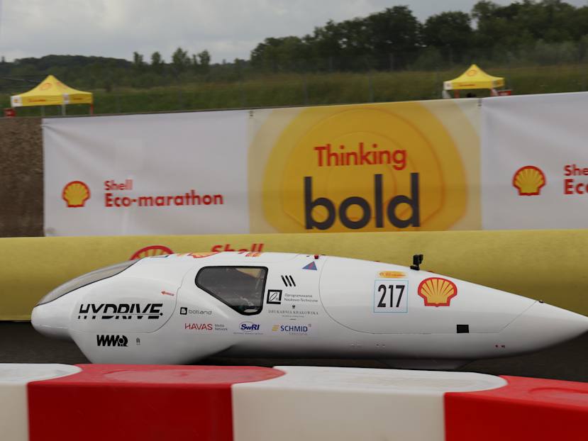 Project Hydrive - Car on Track