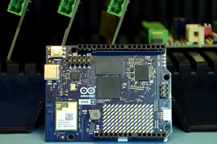 Arduino UNO Q and Edge Impulse