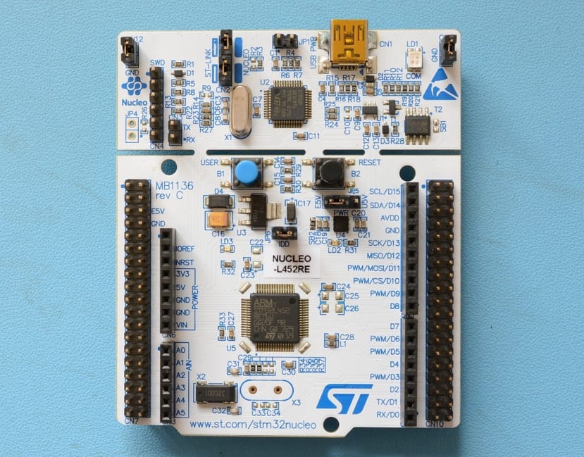 NUCLEO-L452RE board contains an STM32L452RE microcontroller