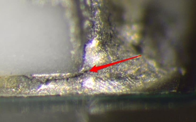 image shows a terminal crack in a standard 1206 size resistor