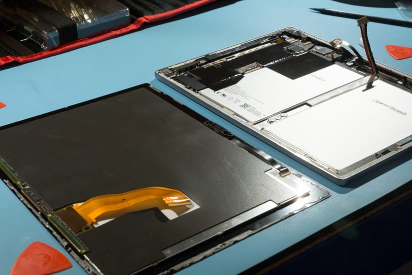 Disassembling a Google Pixel C