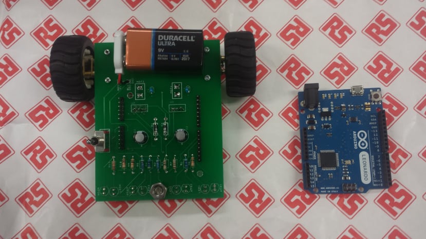 arduino-line-tracking-robot-car-8_09462a642366e25cdae33daeae441c88c0ae540a.jpg