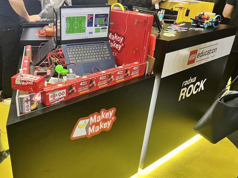 Makey Makey Stand