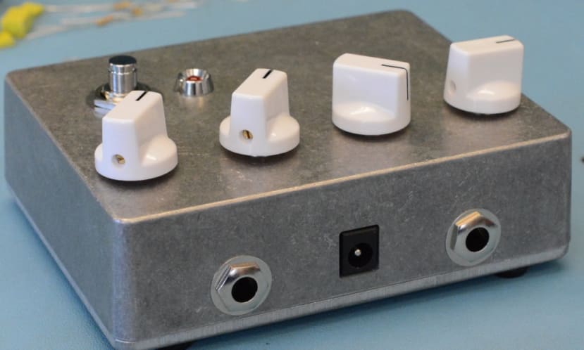Nu:Tekt OD-KIT (Korg Nutubeオーバードライブエフェクタ)を組み立てる