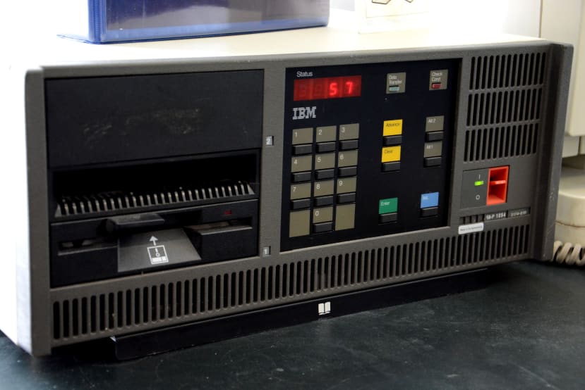 懐かしい クライアント端末「IBM 3270ファミリー」