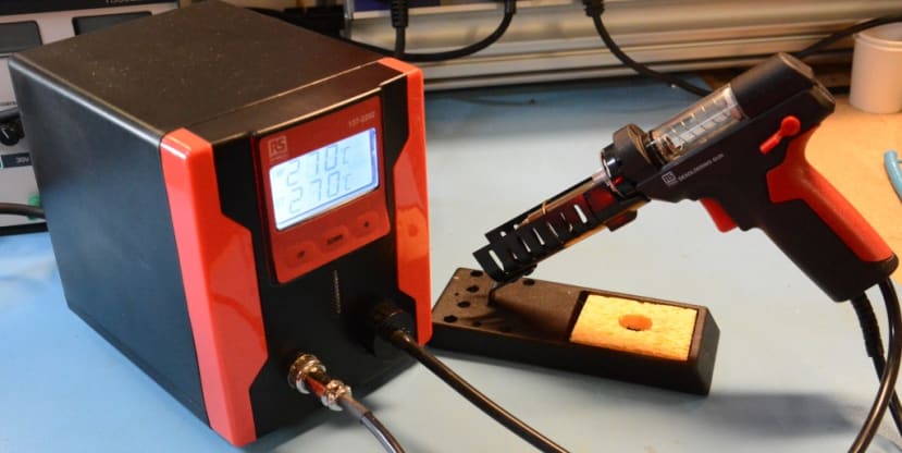 RS Pro desoldering station