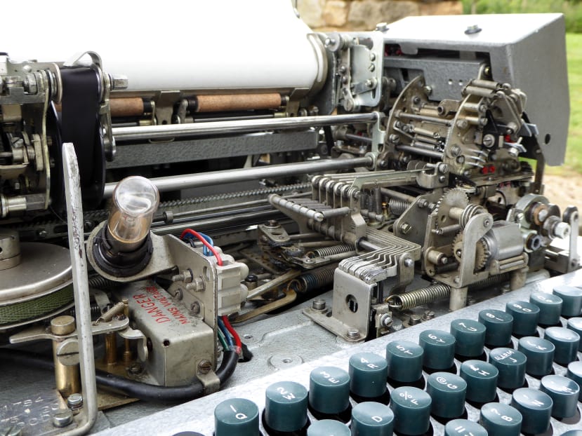 Inner workings of the Creed 75