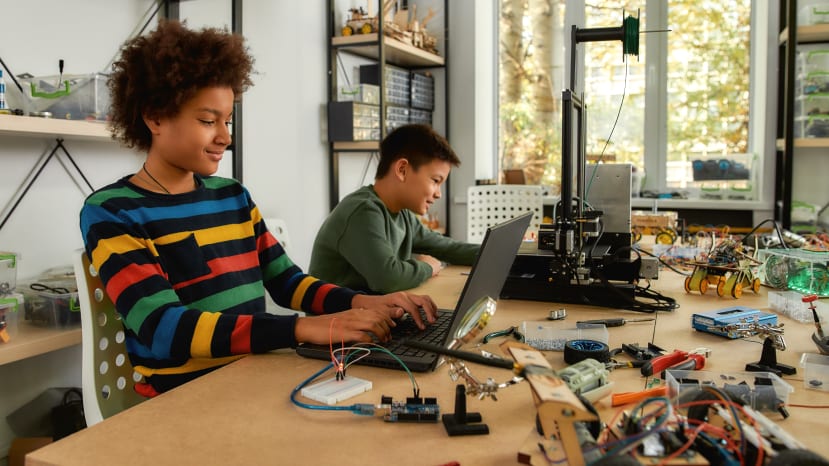 Children learning STEM
