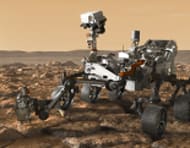 リアルな走行機能を搭載した火星探査ローバーキットを組み立てる