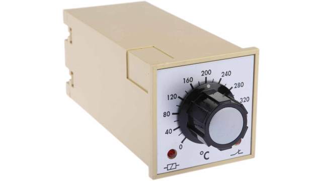 Tempatron On/Off Temperature Controller, 48 x 48mm, 110 → 240 V ac Supply Voltage | FTST400K-110/240VAC