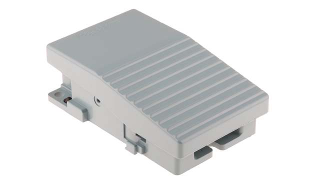 Schneider Electric Industrial Duty Momentary On-Off Foot Switch - Metal Case Material, 2NO/2NC, 270 mA @ 250 V dc, 3 A | XPEM111