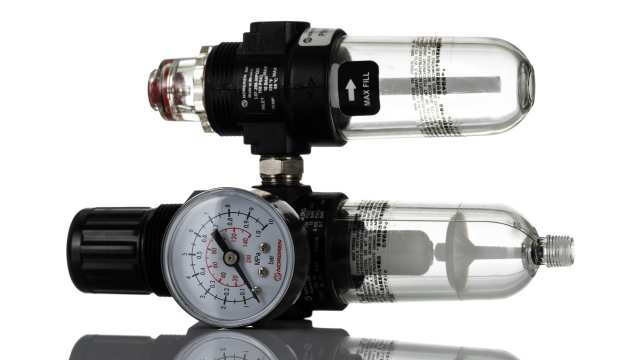 Norgren 1/4 in G Filter Regulator Lubricator, Automatic Drain, 40 μm Filtration Size - Yes | P1H-200-A3QG