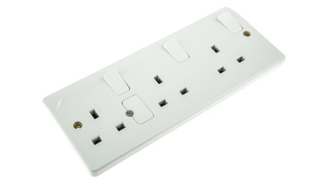 MK Electric Logic Plus White 3 Gang Plug Socket, 13 A Indoor, Type G - British | K2737 WHI