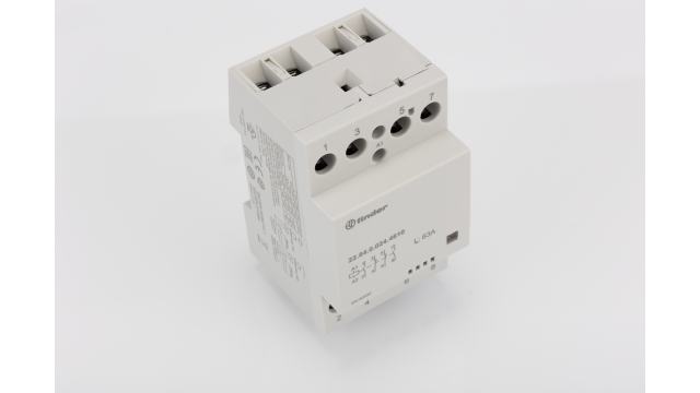 Finder 22 Contactor, 24 V ac/dc Coil, 4-Pole, 63 A | 22.64.0.024.4610
