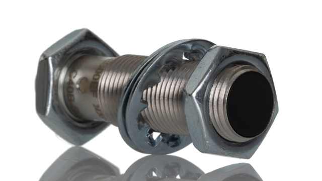 BALLUFF Inductive Threaded Barrel Proximity Sensor, M12, 4 mm Detection, PNP NO, 10 → 30 V dc | BES M12ME-PSC40B-S04G-003