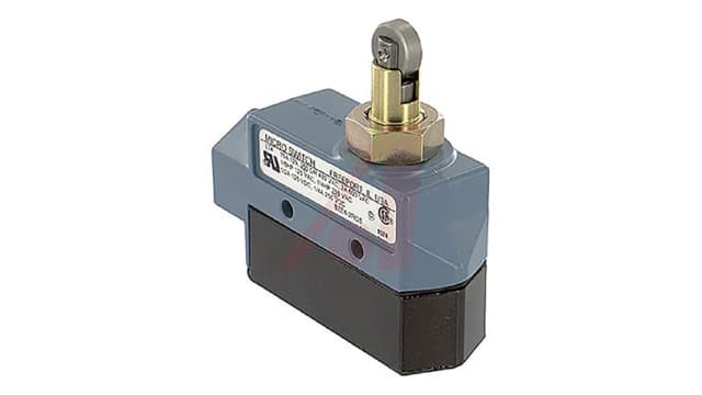 Honeywell BZE6 Series Plunger Limit Switch, NO/NC, IP40, SPDT, Die Cast Zinc Housing, 600V ac Max, 15A Max | BZE6-2RQ8