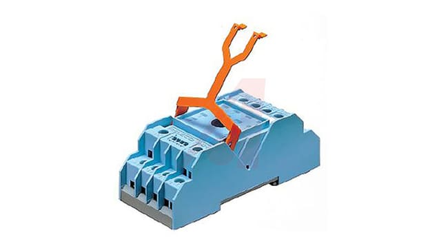 Turck S4 14 Pin 250V DIN Rail Relay Socket, for use with C4-A40 Series Relay , C4-X20 Series Relay, C4-T31Series Relay, | S4-J