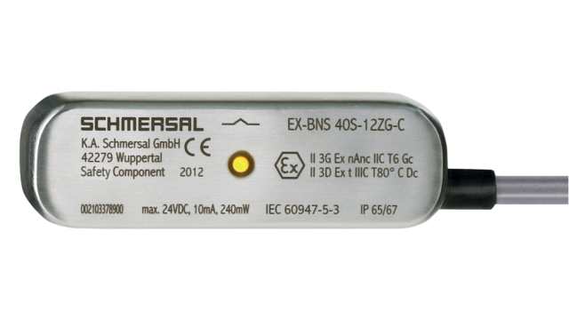 Schmersal EX-BNS40S Series Non-Flush Magnetic Non-Contact Safety Switch, 24V ac/dc, Stainless Steel Housing, 1m Cable | EX-BNS40S-12ZG-C