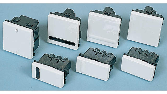 Legrand Dimmer Switch, 230 V, 7 W | 0 899 07