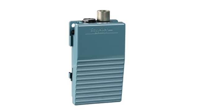 Schneider Electric 1 Step Foot Switch - Metal Case Material, 2NC+2NO, 3A Contact Current, 240V Contact Voltage | XPEM111H2