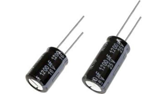 Panasonic 82μF Aluminium Electrolytic Capacitor 80V dc, Radial, Through Hole - EEUFS1K820 | EEUFS1K820
