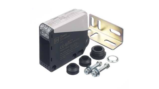 Idec Background Suppression Photoelectric Sensor, Block Sensor, 2 m Detection Range | SA1U-B02MW