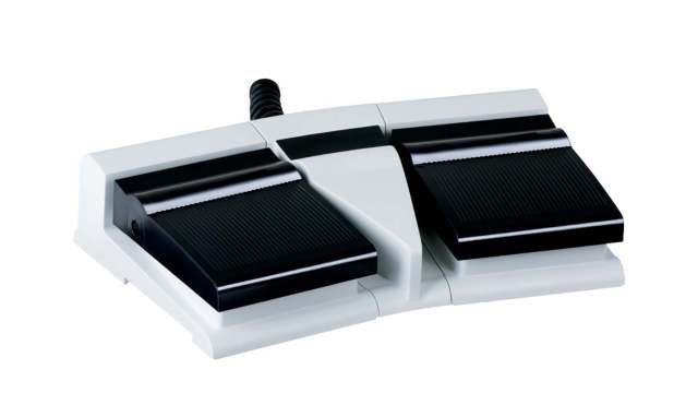 Schmersal General Purpose Momentary Foot Switch - Thermoplastic Case Material, SPST, 1 A, 2.5 A Contact Current, 230V | 103003078