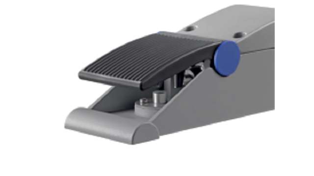 Schmersal Industrial Duty Momentary Foot Switch - Aluminium Case Material, NC/NO, 4 A Contact Current, 230V Contact | 151181539