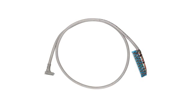 Allen Bradley Connector Cable for Use with 1746 SLC 500, 1756 ControlLogix, 1769 CompactLogix, 1771 PLC-5 | 1492-CABLE018Y