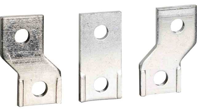 Schneider Electric 0 to 250 A Spreader for use with Compact Nsx100/160/250, Easypact Cvs 100/160/250 | LV431563