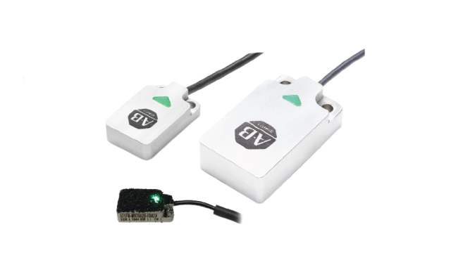 Allen Bradley Inductive Rectangular Proximity Sensor, 7 mm Detection, IO-Link, 24 → 30 V dc | 871FM-M7BA20-E2
