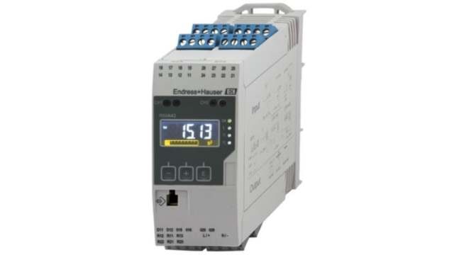 Endress+Hauser RMA42 LCD Digital Panel Multifunction Meter for RTD Temperature Prob | RMA42-AAD