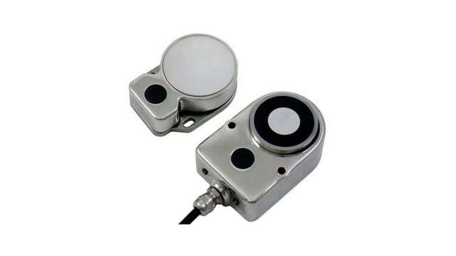 Omron D40ML Series Safety Interlock Switch, Actuator Actuator Included, Stainless Steel, Magnet Lock | D40ML-SS2-B-10M