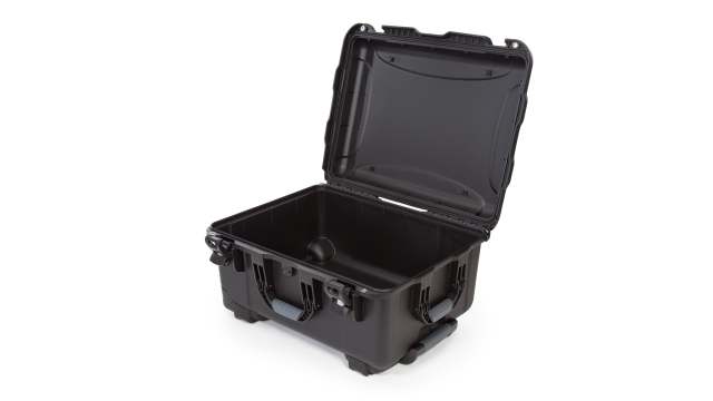 Nanuk Nanuk 950 Waterproof Plastic Case With Wheels, 579 x 465 x 297mm | 950S-000BK-0A0