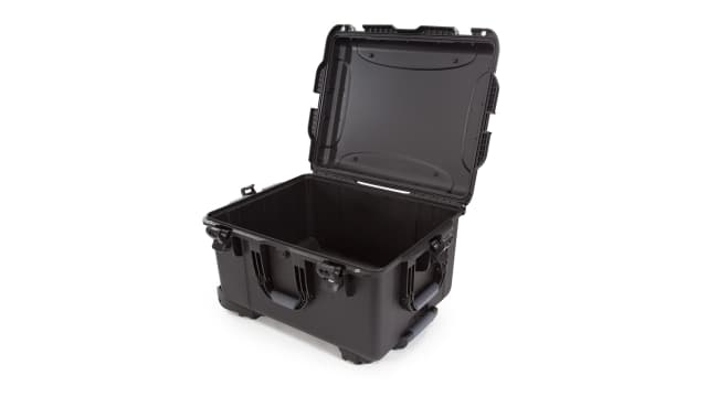 Nanuk Nanuk 960 Waterproof Plastic Case With Wheels, 645 x 508 x 368mm | 960S-000BK-0A0
