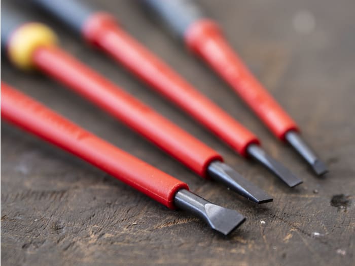 BE 9888S Bahco Bahco Pozidriv Slotted Insulated Screwdriver Set