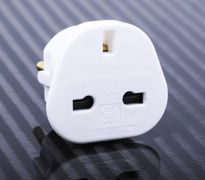 RS PRO, RS PRO UK to Europe Travel Adapter, Rated At 7.5A, 668-3698