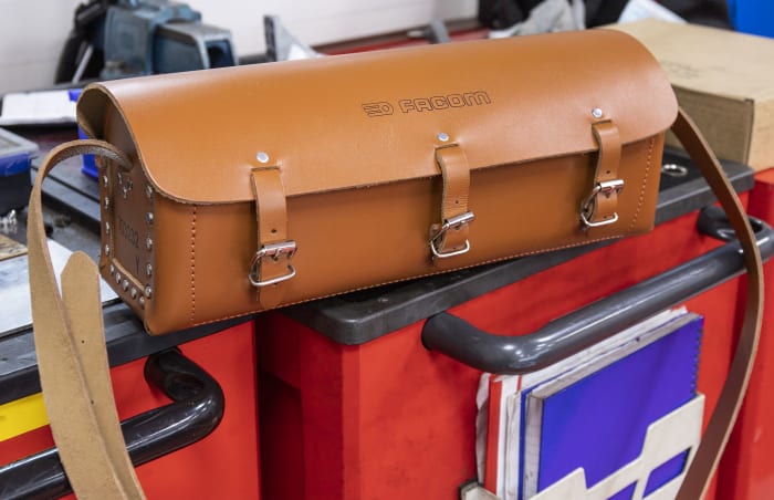 703232 Facom | Facom Leather Tool Bag with Shoulder Strap 405 mm x