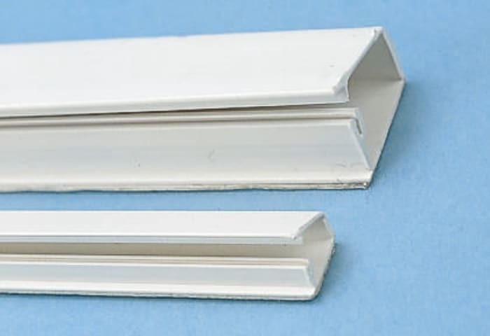 Zipper Technik White Mini Trunking, W25.5 mm x D10mm, L1m, PVC