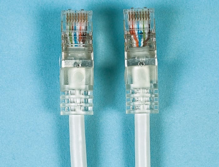 Câble Ethernet Decelect catégorie 5, F/UTP, Gris, Longueur 4m, avec connecteur