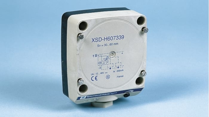 Telemecanique Sensors Block Proximity Sensor, 60 mm Detection, 12 → 48 V dc
