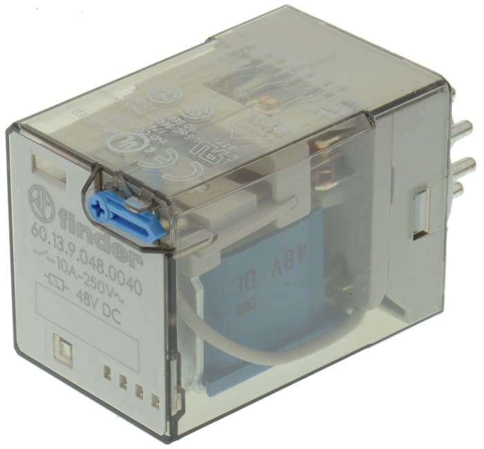 Relé de potencia sin enclavamiento Finder 60 Series de 3 polos, 3PDT, bobina 48V dc, 10A, enchufable